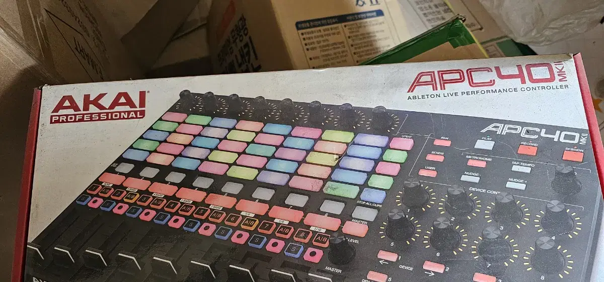 AKAI 아카이 에이블톤컨트롤러 APC40MKII APC40MK2